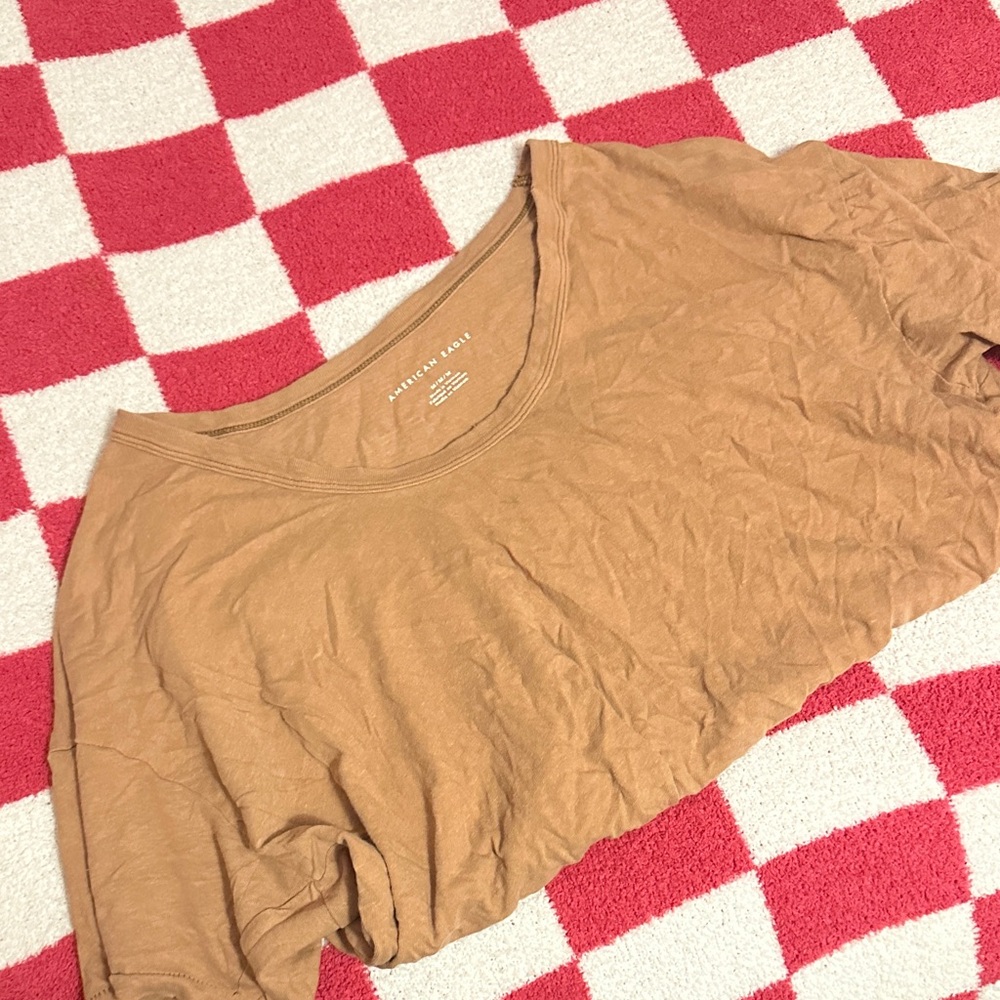 American Eagle Outfitters Tan Short Sleeve Tee
